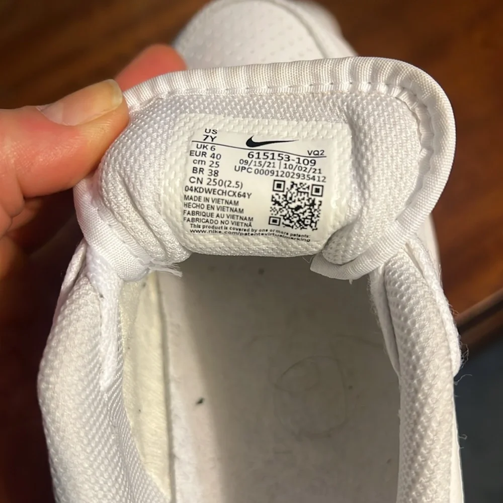 Nike Air Force youth size 7 - Picture 5 of 5